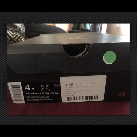 Air Jordan 9 Retro Low University Blue And White - Picture 5 of 5